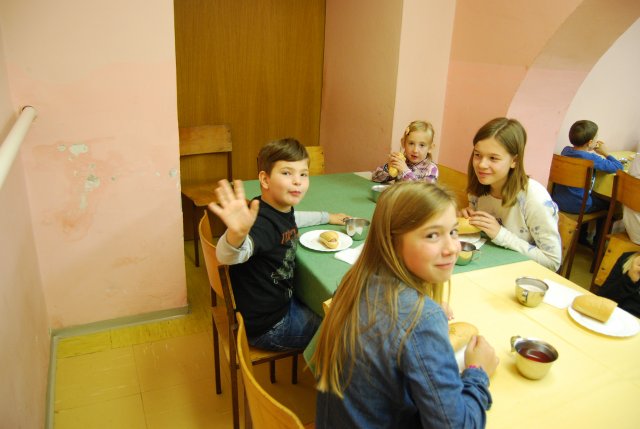 gradimo prijateljstvo 169